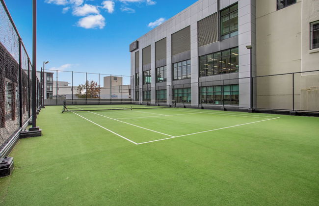 Cozy Studio Retreat in the City By Zodiak Stays - Photo 22