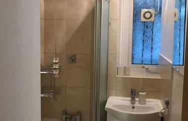 Entire flat, comfortable 2 double bedrooms - Foto 10