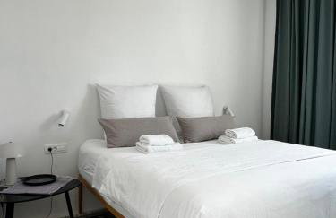 Sol MELBA Boutique Studios - Maslinica - Photo 42