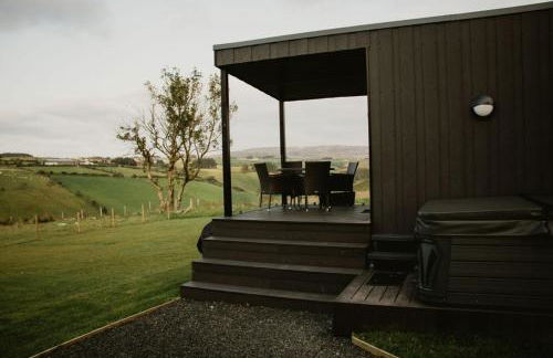 Luxury 1 bedroom Glamping Cabin with Hot Tub & BBQ - Foto 36