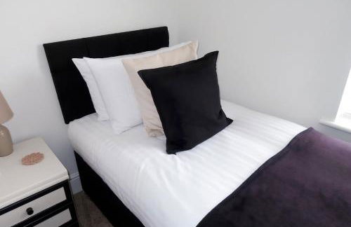 Modern 3 Bed House nr Southampton Town-Parking Contractors Welcome - Foto 25