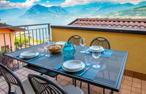 Italian vacation Homes - Iseo Lake Vista Retreat - Photo 21