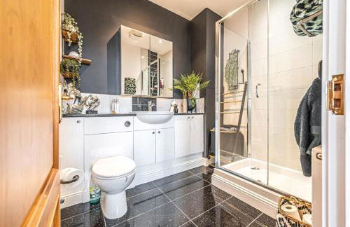 Caledonia House- Luxurious Sea View House Near Edinburgh by Urban Haggis Stays - Foto 25