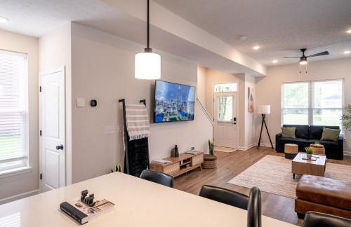 Arcade Game Room! Luxury New 3BR CLE Clinic UnivCircle Little Italy - Foto 5