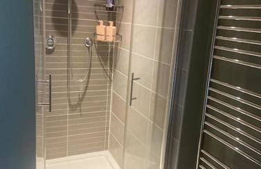 The Old Mint House F1 Silverstone Racetrack - Foto 9