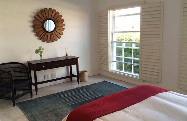 Purple House - Photo 15