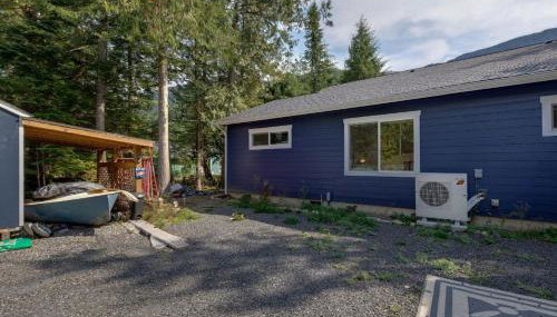 A re-styled single story, 3-bedroom, 2-bath ranch style cabin at Silver Lake - Foto 3