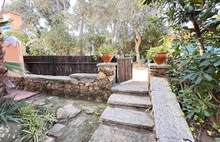 Casa única con jardín a 45 metros de la playa. BE - Foto 11