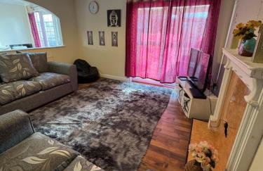 Cosy 2bed home near NEC BHX HS2 Business Park - Foto 1