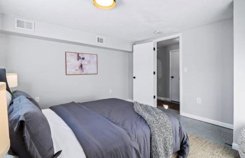 Hot Tub, Game Room, 4 Bedrooms, Gorgeous Remodel - Foto 43