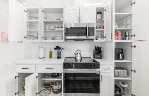 New-Dog Friendly,Hot Tub, Fire-pit, 1 mile to DTWN - Foto 58