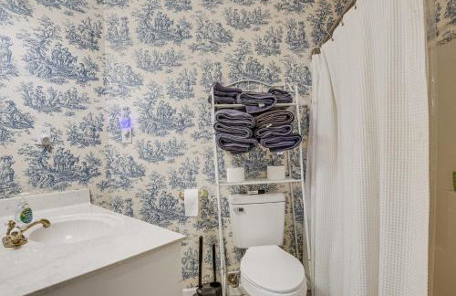 Lake Hartwell Getaway with Private Dock and Fire Pit! - Foto 17