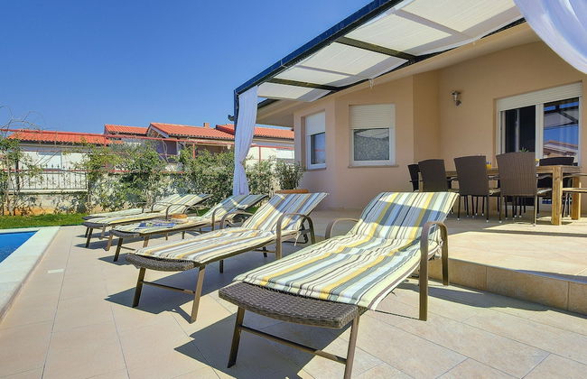 Modern Villa With Private Pool Near Beach - Foto 33