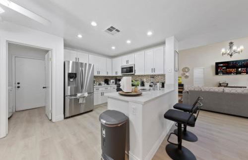 ZEN - A home away from home and in HEART of Las Vegas - Foto 10