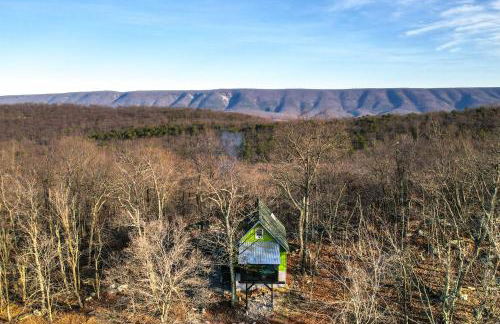 Great Cacapon Cabin with Mountain Views - Photo 31