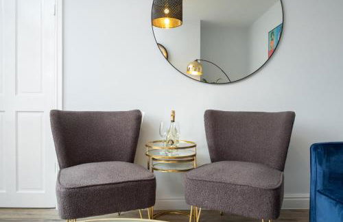 Heath House - Photo 3