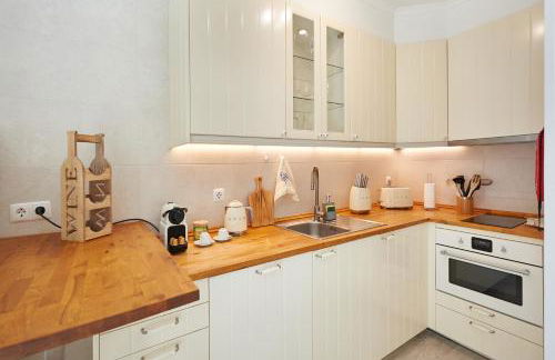 Cozy Beach House São Pedro Estoril - Foto 14