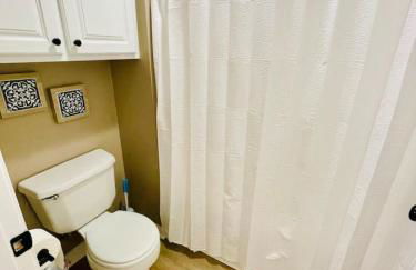 Eastgate 14B Stylish Townhouse 5 min to downtown Hammond - Foto 35