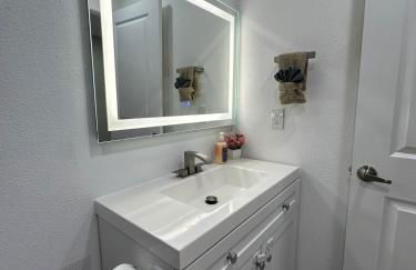 2BR King and Queen beds Games Stadium 6Flags Airport - Foto 16