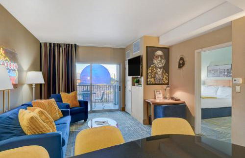 SPHERE IN 4K - Vintage Vegas Condo with Sphere and Strip Views! - Foto 1