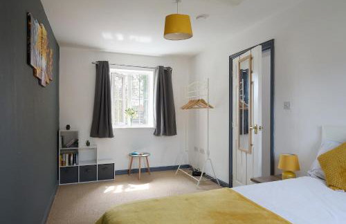 NEC Exhibitor Home, Stay near Birmingham Airport - Foto 36