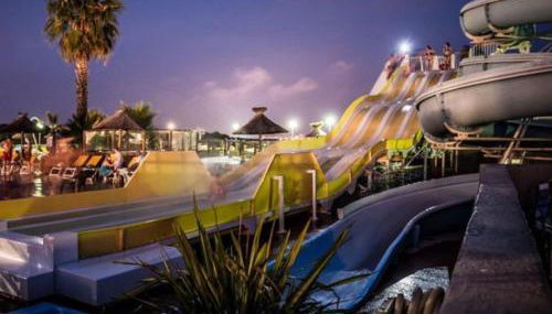 Joli Bungalow 464, 4-6 pers, wifi, terrasse, Camping Siblu Lac des Rêves Lattes - Foto 3