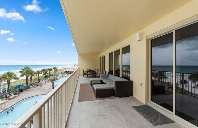 Astonishing Beacfront Condo with 360 sqft Balcony Facing the Ocean - Unit 0302 by RedAwning - Foto 7