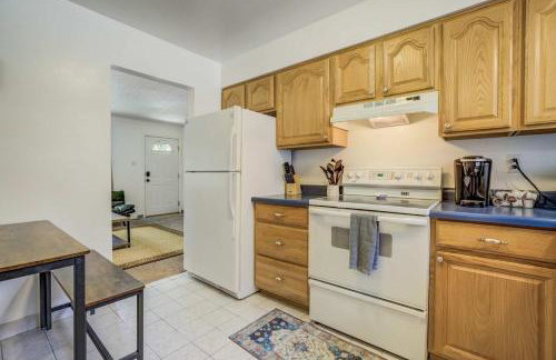 Alder Nest Cozy Retreat w Fire Pit & Workspace - Foto 4