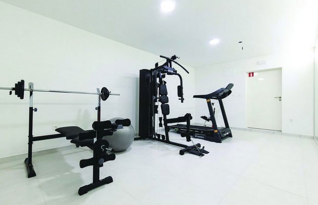 Modern Kastel Villa With Private Pool, Gym, and Large Outdoor Space - Foto 33