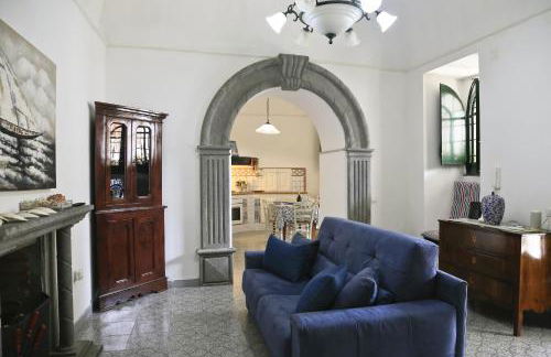 Sorrento dream home - Photo 1