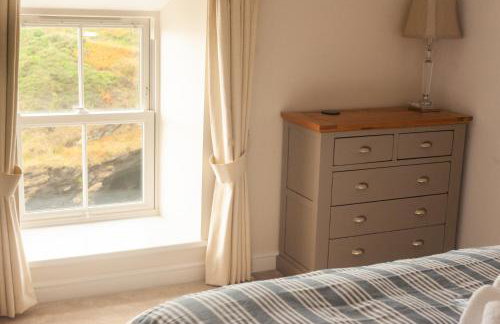 Cottages at the Lugger - Photo 33