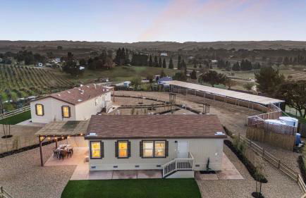 Sip and Stay at Vahali Vineyards by AvantStay Modern Wine Country Duo Outdoor Dining Vineyard Views - Foto 46