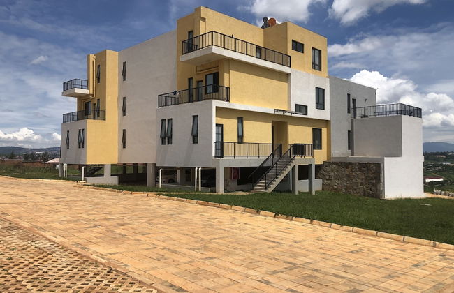 Phoenix Villa - Photo 15