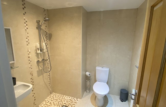 Rostrevor Valley Holiday Park- En-suite Rooms with Hot tub and Private Car Service - Foto 40