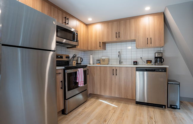 Basecamp Suites Banff - Photo 29