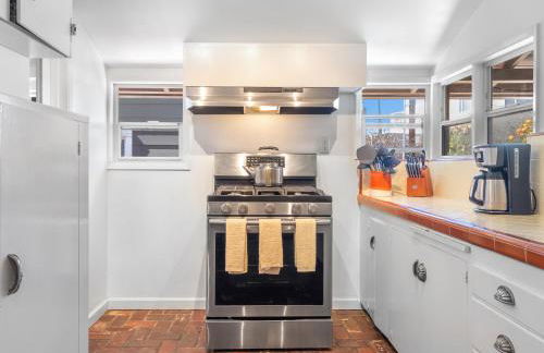 La Jolla Ocean Dream - Walk 2 Beach - Dog Friendly - Photo 10