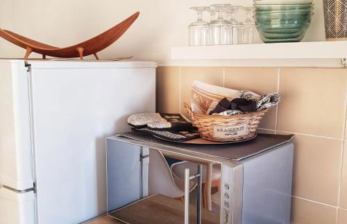 Appartement T2bis Sartène 60m2 avec jolie terrasse de 25m2 et vue panoramique mer et montagne sur le Golfe du Valinco - Quartier calme à 10mn à pied du centre ville - Idéal pour 4 personnes et possibilité de 6 couchages - Place de parking réservée - Foto 10