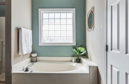 Quaint homey cottage style home in Harvest - Photo 5