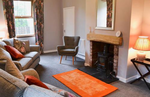 Perch Hall Cottage - Photo 3