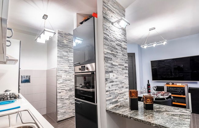 Modern apt Close to Znjan Beach, With big Terrace - Photo 4