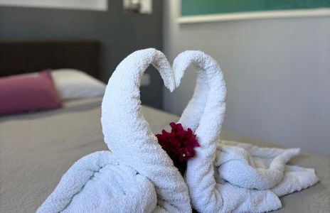 Panorama Apartments - Photo 2