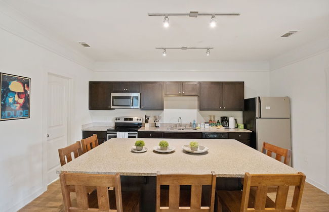 Texas State Sanctuary With Massive Pool Oasis - Foto 11