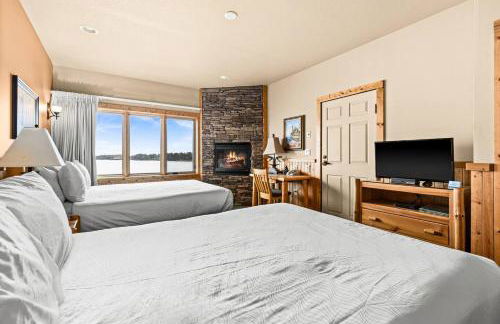 Amazing Lake View 2 Queen Bed Studio & Heated Pools - Foto 3