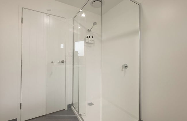 Botanic Racecourse Apartments - Photo 25