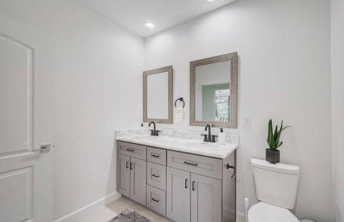 SW Florida Luxury Modern Retreat, King Bed Suite , Close to Beaches / Golfing / Fishing / Air Ports , 2023 Built - Foto 25