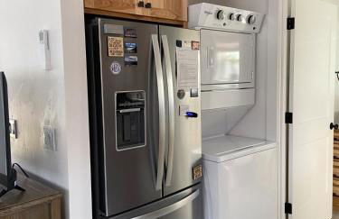 Newer Cozy Guest Cottage with Saltwater Spa! - Foto 14