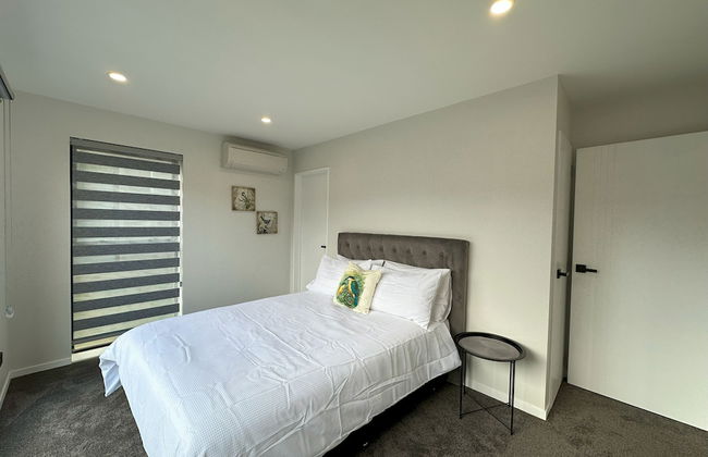 Royal Residency - Photo 7