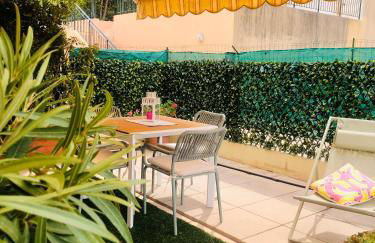 Mon Appart avec Terrasse et Piscine - Foto 12