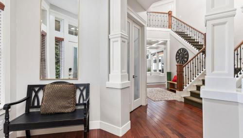 Luxury Lake Waterfront Retreat - Photo 2