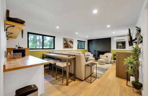 Family-Friendly Luxe Home with Sauna - mins to UO - Foto 26